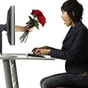 Как заинтересовать девушку в интернете